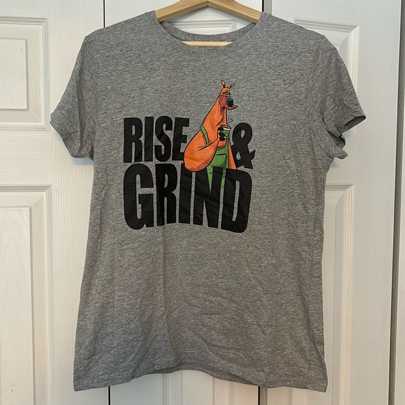 NWOT Rise & Grind graphic T-shirt, Large - Picture 1 of 3
